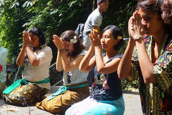 Bali Shaman,Palm Reading,& Spiritual - Assessing the $75 price