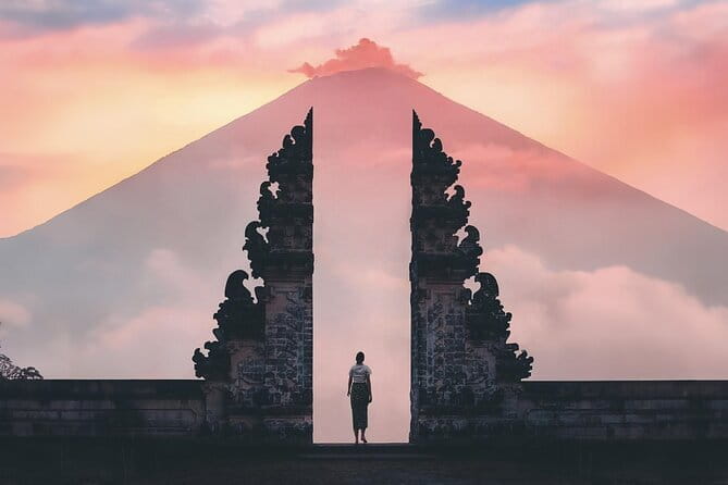 Bali Spiritual Shamanic-Palm Reading, Temple Healing Tour - What to bring to Tirta Empul
