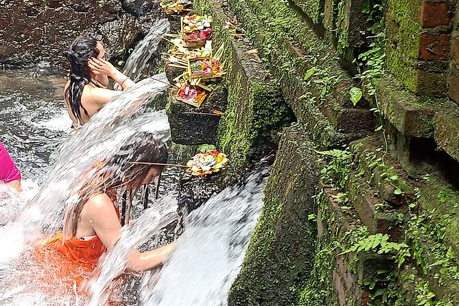 Bali Spiritual Soul Retreat Cleansing and Mantra Healing - Mengening Temple and the Melukat water ceremony