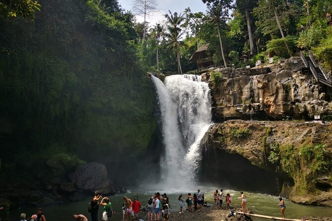 Bali Sunrise Horse Riding and Tour - Tegenungan Waterfall brings a change of pace