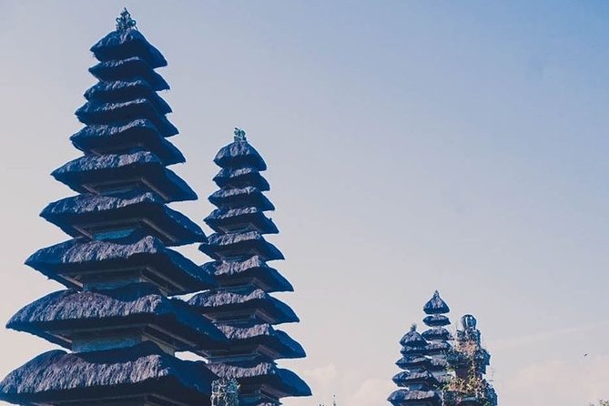 Bali Sunset: Uluwatu Temple - Kecak Dance- Jimbaran Bay - How the private transport changes the evening