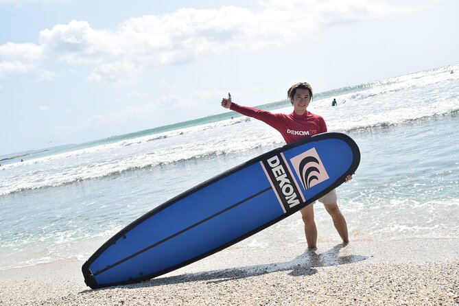 Bali Surf Lesson in Kuta by Dekom - The Major Problem: Surf Lesson or 3D Art Museum?