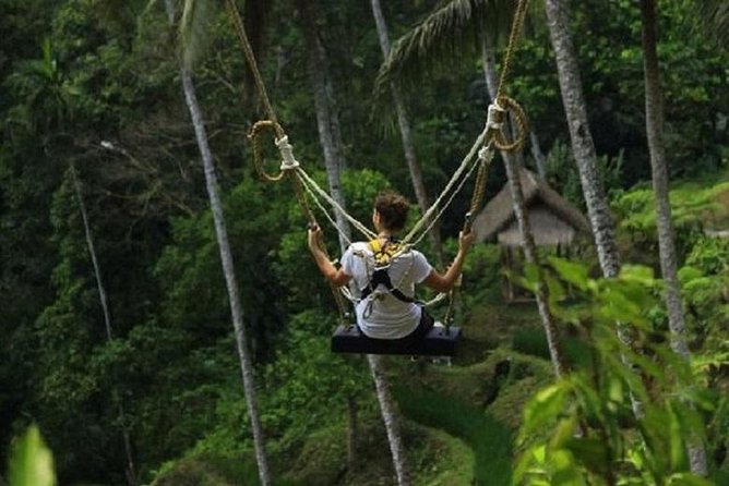 Bali Swing Heaven and White Water Rafting with All Inclusive - Lunch, showers, and the practical reset