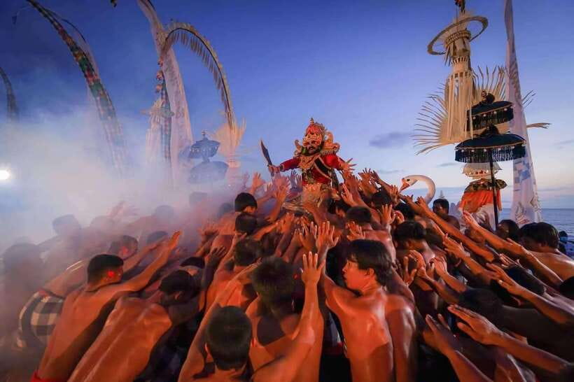 Bali: Tanah Lot Temple Sunset Kecak & Fire Dance Show Ticket - Key details to know before booking
