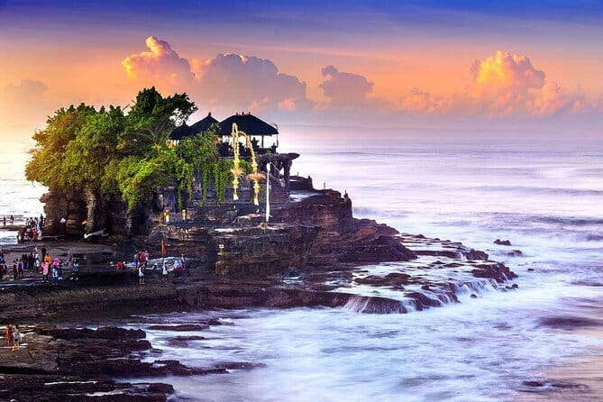 Bali Tour: Tanah Lot, UNESCO Rice Terrace and Water Temple - Four northern Bali sights in one private day