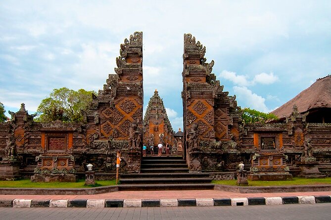 Bali Ubud Tour: Monkey Forest, Waterfall & Rice Terrace - Tegenungan Waterfall: the day’s biggest nature stop