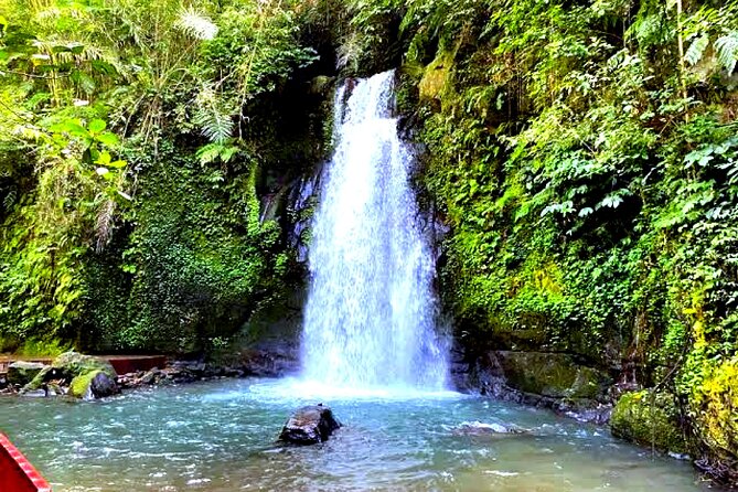 Bali Ubud Zipline Jungle Swing and Waterfall Tour - Satria Swing delivers the famous Bali photo moment