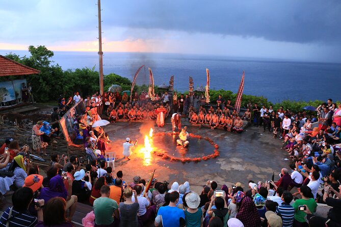 Bali: Uluwatu Kecak Dance Show, Bali Temple, and Lobster Dinner - What You Pay For at $88