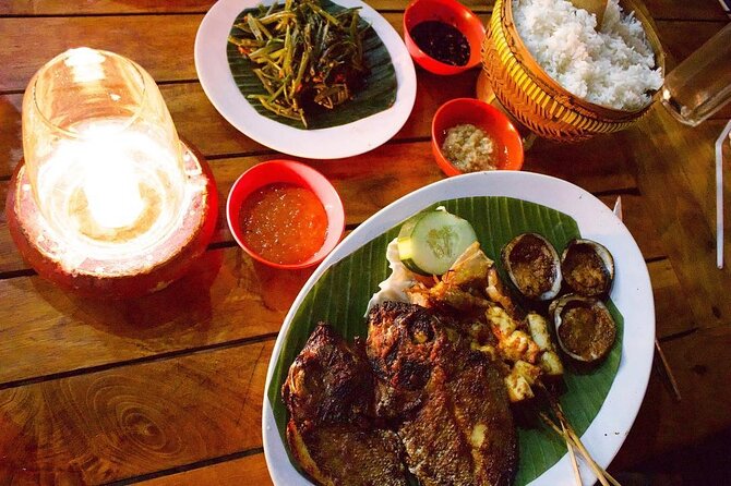 Bali: Uluwatu Kecak Dance Show, Bali Temple, and Lobster Dinner - Timing, Crowds, and Group Comfort