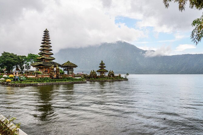 Bali UNESCO Sites: Water Temples and Jatiluwih Rice Terrace Tour - Jatiluwih and the subak irrigation tradition