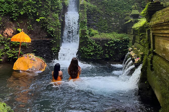 Bali: Water Purification at Pura Mengening - The personal touch from Ari