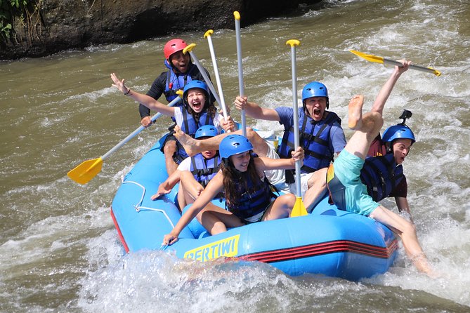 Bali White Water Rafting Ubud Ayung river rafting - Two hours and 13 kilometers on the water