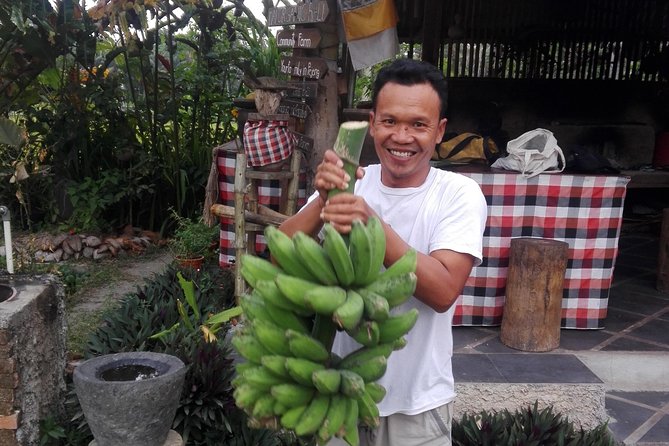 Balinese Cooking Class at Organic Farm - Preparing six Balinese dishes together