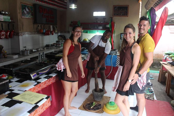 Balinese Ubud cooking school (9 Dish Cooking and Market Tour) - Morning or afternoon: which schedule suits you?