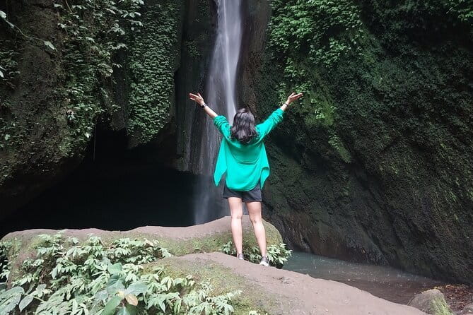 Banyumala Waterfall, Jatiluwih, Ulun Danu and Tanah Lot tours - A long day that connects Bali’s four great settings