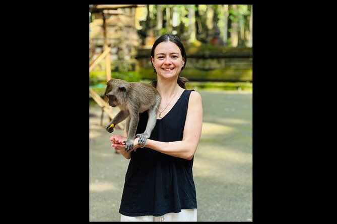 Best of Ubud: Jungle, Temples & Swing - The Monkey Forest closes the day with close encounters