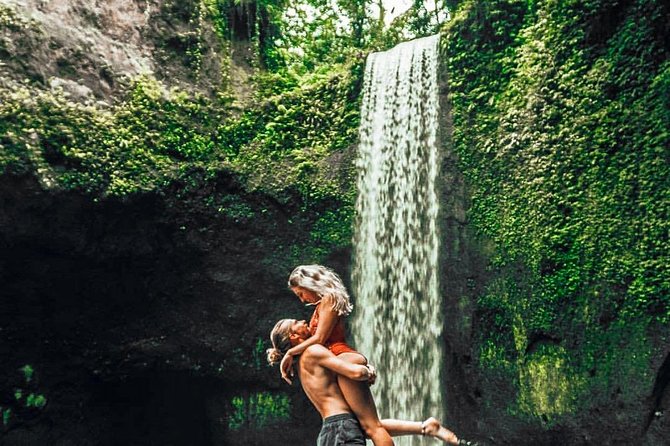 Best Of Ubud : One Day Hidden Waterfall Tour with Tempel - The driver can make or break the day