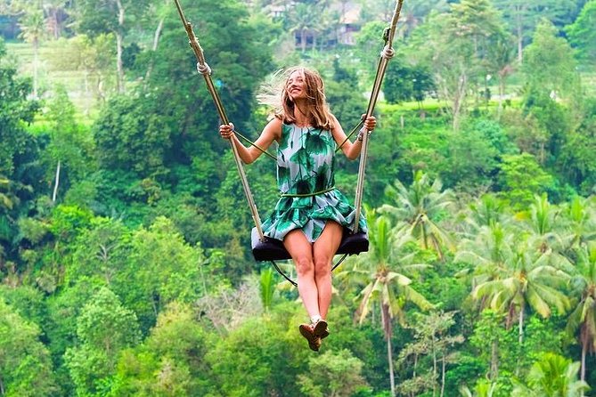 Best of Ubud with Jungle Swing Experience - Two hours at Ubud Traditional Art Market