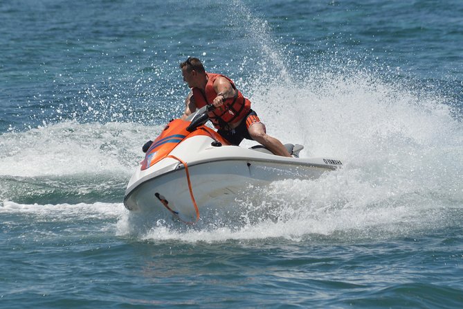 Best Package 3 in One Water Sport - Five minutes above the water on a parasail