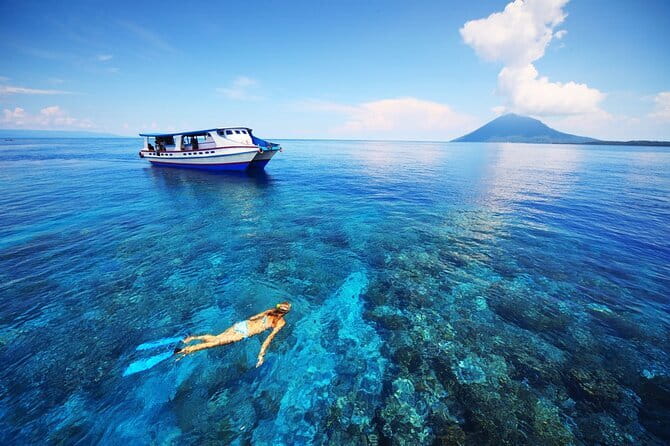 Blue Lagoon Snorkeling with Lunch and Private Transport - Tanjung Jepun and the chance to spot larger animals