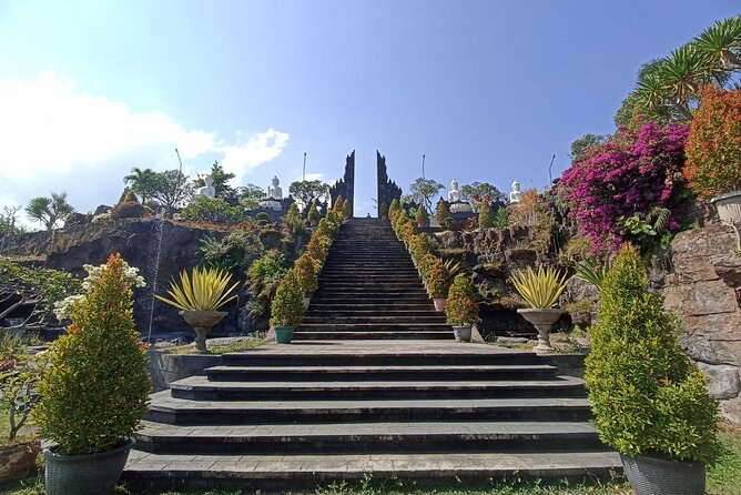 Brahmavihara Arama Banjar Hot Spring Ulundanu Bratan Private Tour - Brahmavihara Arama, Bali’s Buddhist hillside pause