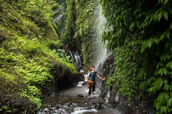Canyoning Bali, Tamata Canyon (Adventure, discovery, nature) - Food, showers, and the useful comforts afterward