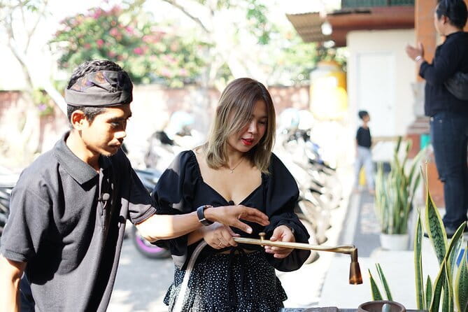 Celuk Bali Silver Class: Hands-On Silver Making Class - Shaping and molding the silver