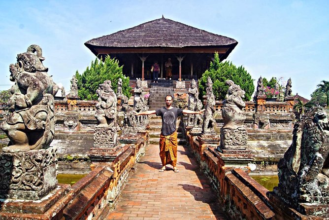 Charter Standard Vehicle with Driver at Bali- 5 Hours Usage - What the standard MPV is really like