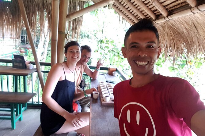 coconut wine and coffee safary tour - My verdict: book it for the rural stop