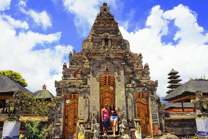 Complete your Bali Holiday with Bali Instagram Tour including Lunch - Wanagiri Hidden Hills and Bali’s Twin Lakes