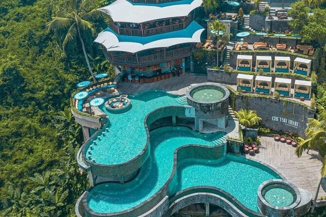 CRETYA Ubud infinity Pool + Hidden Water fall + Water Temple Tour - Getting wet at Manuaba Waterfall