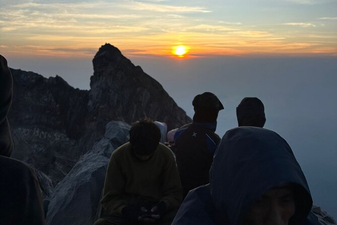 Dekwar Mount Agung Sunrise Trekking - Sunrise at 3,142 Meters