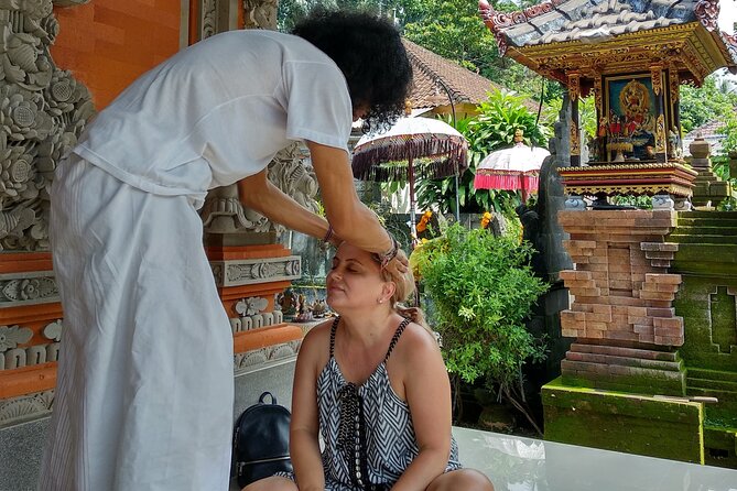 Discover Balinese fortune telling with convenient on-call service - Ubud Setting and the Question of Hotel Pickup