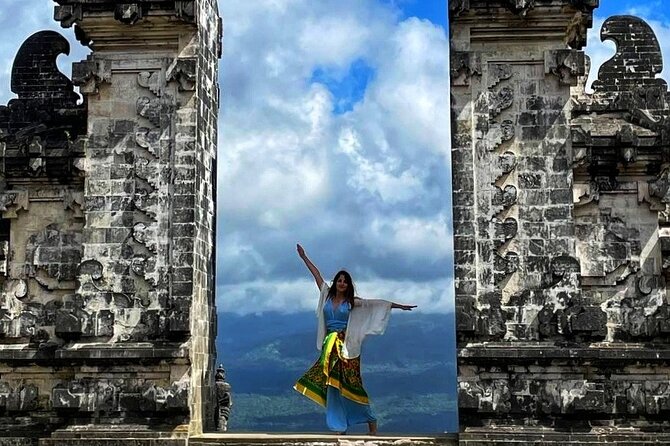 East Bali Tour - Gate of Heaven - Tirta Gangga - Tukad Cepung - What the $80 private price really covers