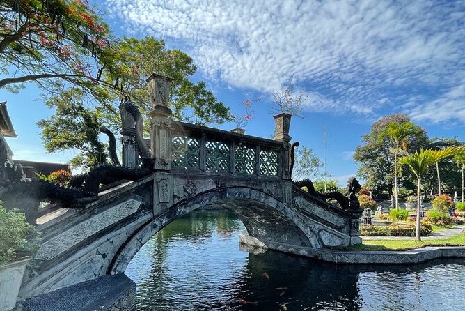 East Bali Tour - Gate of Heaven - Tirta Gangga - Tukad Cepung - The guides and the personal service