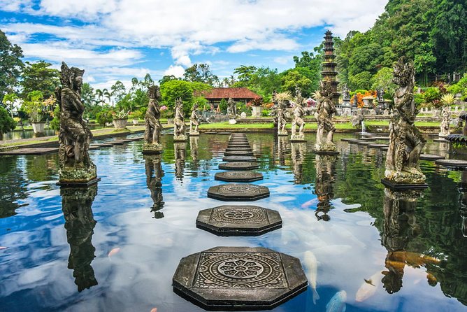 East Bali Tour: Lempuyang Temple - Gate of Heaven, Tirta Gangga, Virgin Beach - What the $43 price really covers