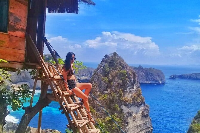 East Nusa Penida Small Group Tour: Atuh Beach & Diamond Beach – Full Day - Rumah Pohon, the tree house with a wide view