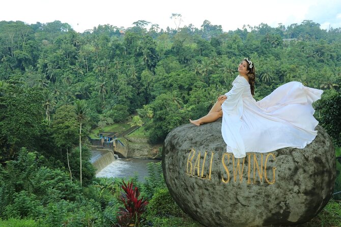 Experience Full Day to Bali Swing Temple and Monkey Forest - The Bali Swing: Heights From 5 to 20 Meters