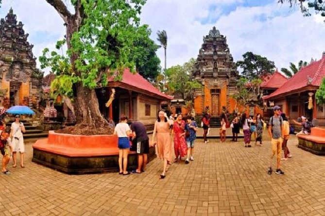 Favorite Sites of Ubud Daytrip - Tegenungan Waterfall in a short 30-minute stop
