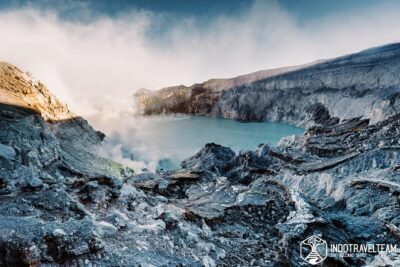 24-Hour Kawah Ijen Blue Flames, Dinner & Room