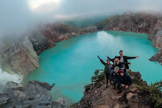 From Bali: 24-Hour Kawah Ijen Blue Flames, Dinner & Room - The night climb to Kawah Ijen
