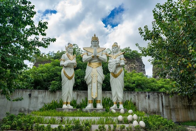 Full Day All Inclusive Uluwatu South Bali Private Tour - Pandawa Beach: white sand and the Panca Pandawa figures