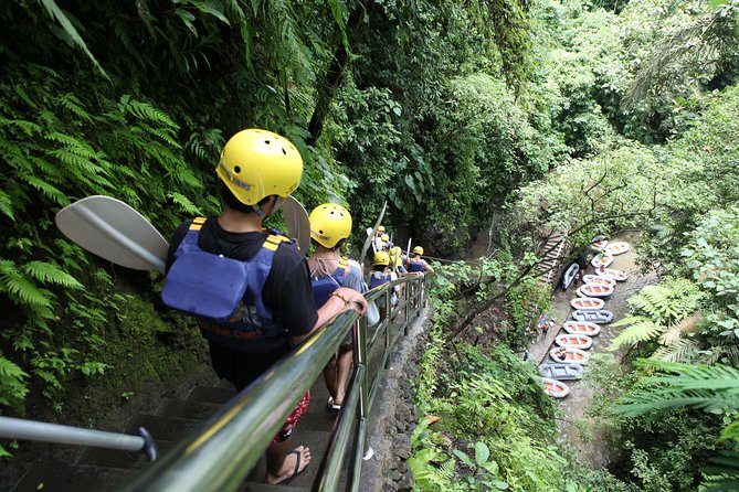 Full-Day Ayung River White Water Rafting and Ubud Tour - Lunch after the rapids