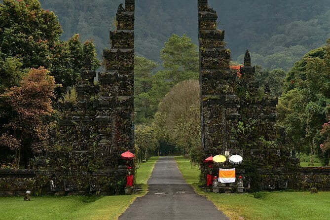 Full Day Bedugul and Tanah Lot Tour - Most Scenic Site - A full day from Ubud to Bali’s scenic north and west