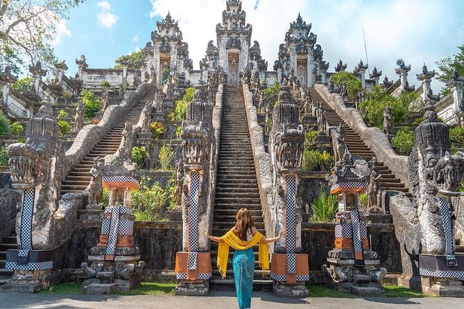 Full-Day Eastern Gate of Heaven at Lempuyang Temple - What the private vehicle and pickup include