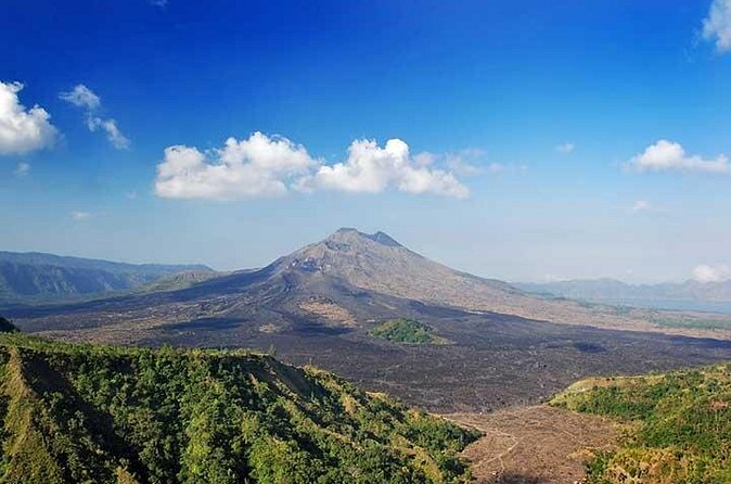 Full Day Kintamani and Penglipuran Village Private Chartered Car Tour from Bali - Batuan Temple and the Value of a Short Stop
