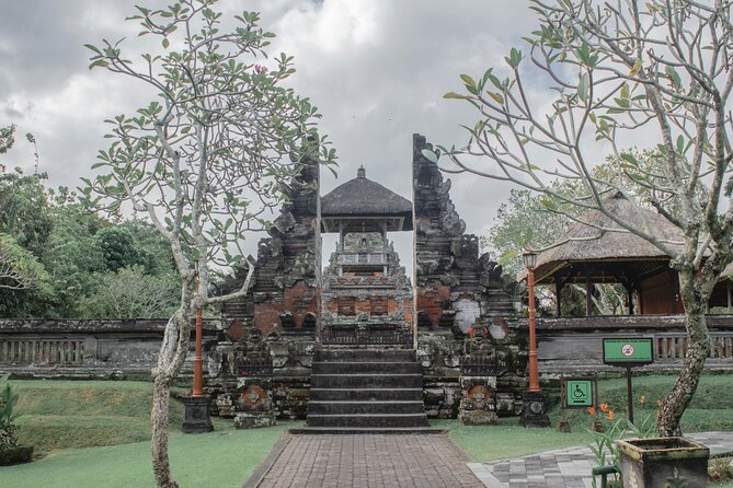 Full Day Private Tour to Ubud Waterfall and Tanah Lot Sunset - Taman Ayun Temple and its garden design