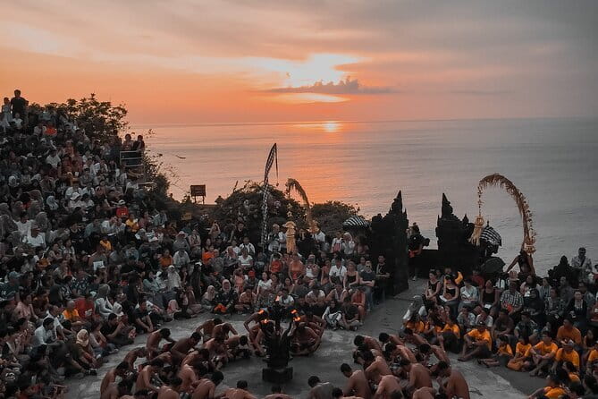 Full Day Private Tour to Ubud Waterfall and Uluwatu Sunset - Indonesian Lunch in Ubud