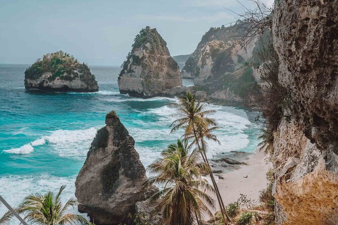 Full-Day Tour in Nusa Penida Island + Snorkeling Experience - Diamond Beach adds a different kind of coast