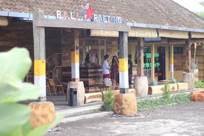 Full-Day Tour: White Water Rafting and Highlight of Ubud with All-inclusive - What the private format really gives you